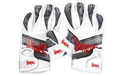 Youth Huskers Receiver Gloves